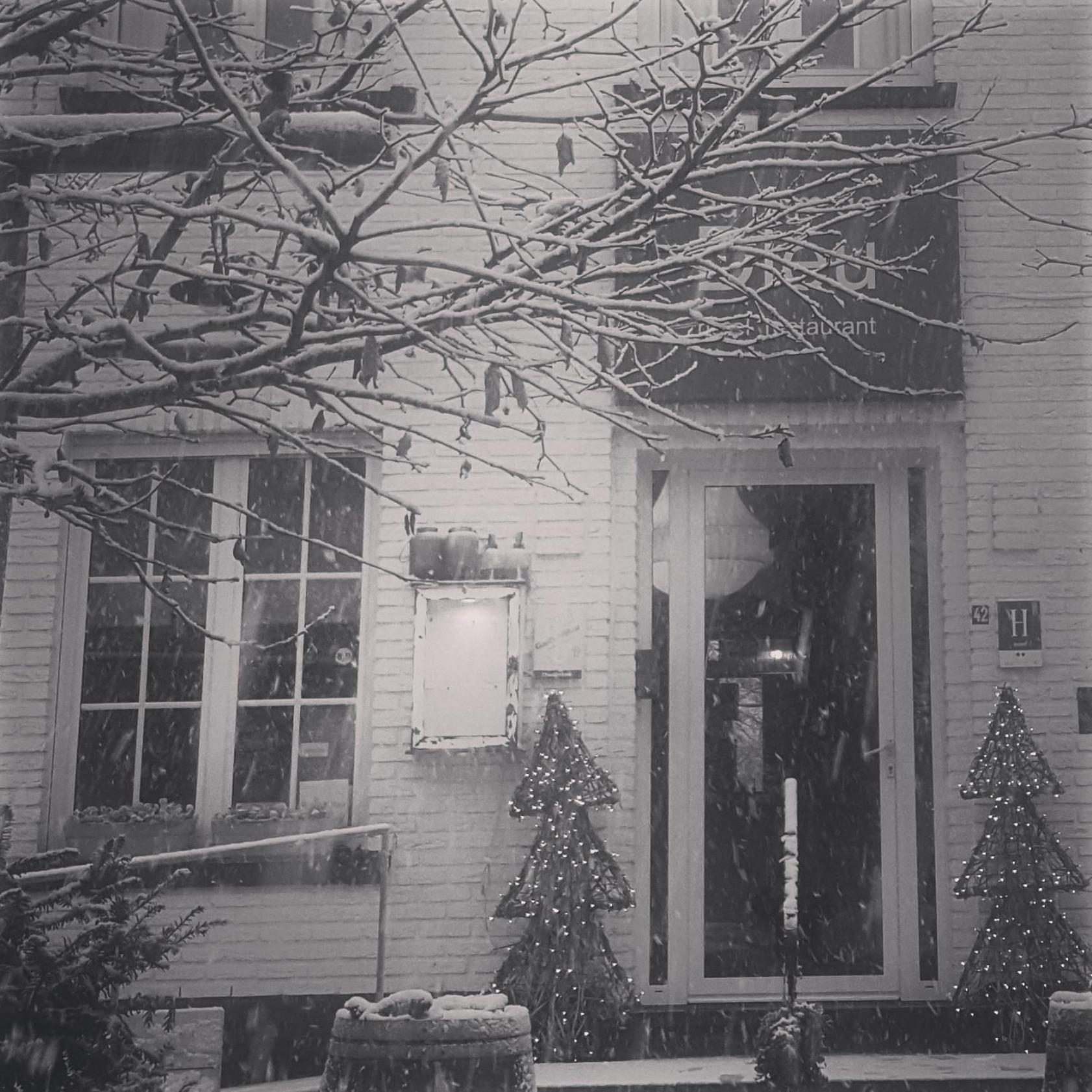 Hotel Au Nom De Dieu Dilsen-Stokkem Exterior foto